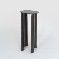 <a href="https://www.galeriegosserez.com/artistes/cober-lukas.html">Lukas Cober</a> - New Wave - Pedestal (Black)